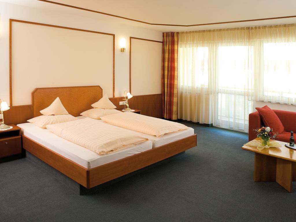 Wellnesshotel Sanct Bernhard باد ديتسنباخ الغرفة الصورة